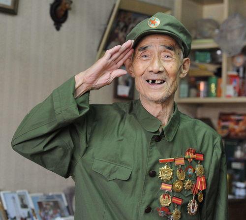 中国摇滚少帅阿义照片,中国摇滚乐坛的璀璨星辰