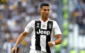 c罗背景图,从贫民窟到足球王者的蜕变之路