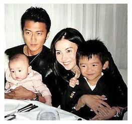 邓超孙俪全家福照片,温馨时刻定格美好瞬间