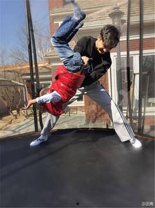 空翻照片,捕捉极限运动者的绝美空翻瞬间