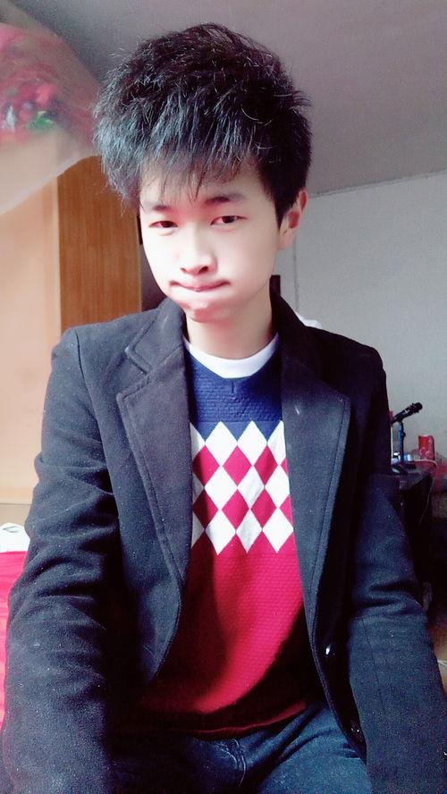 冯晔个人资料,才华横溢的青年才俊，多领域成就斐然