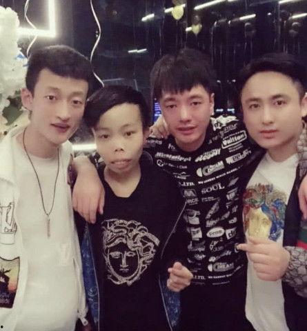 南方网红散打哥,南方网红的崛起与影响力