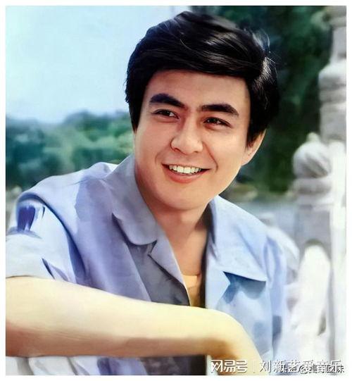 电影演员周里京生活照,光影之外，岁月静好